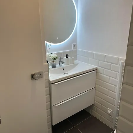 Premium & Cosy Studio - Paris A 20 Mins - Chateaux De Versailles A 8 Mins *